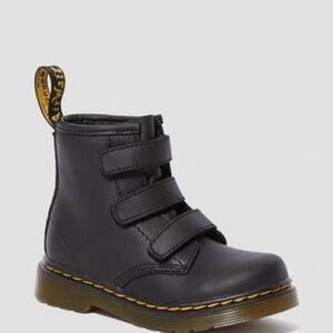 Toddler Doc Martens size 9 EUC